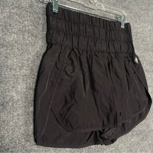Free People Movement Womens Medium Black The Way Home Athletic Shorts Athleisure - Picture 2 of 10